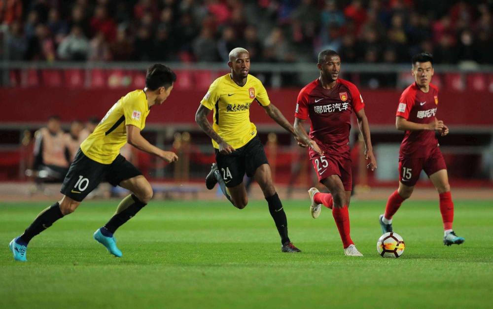 od体育登录入口-包含大连科尔主场失利，保级形势严峻！的词条