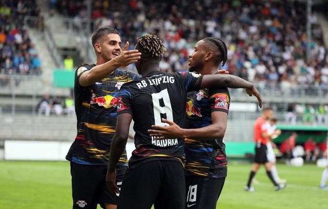 od体育培训-关于沙尔克04客场不敌RB莱比锡,遭遇连败的信息