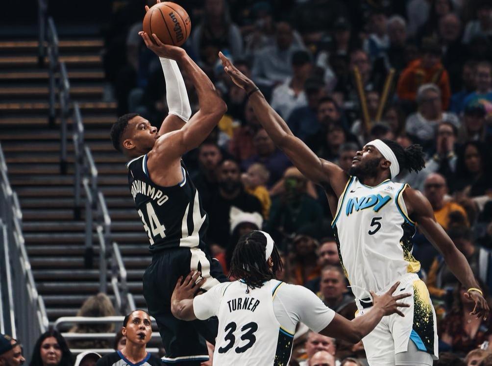 od体育官网app-雄鹿队新援发威,帮助球队取得连胜