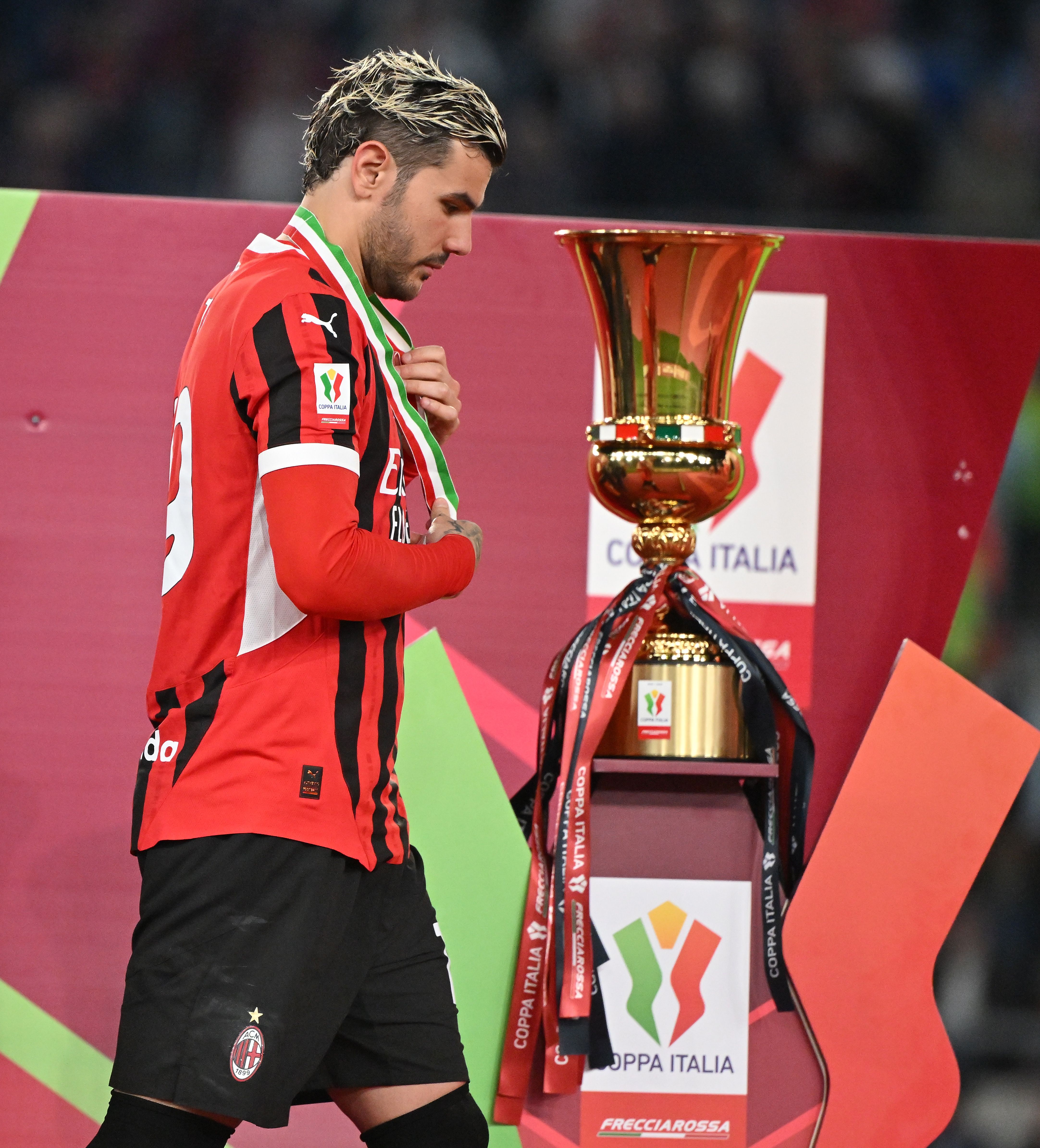 od体育亚洲官网-意大利田径选手再次登顶领奖台