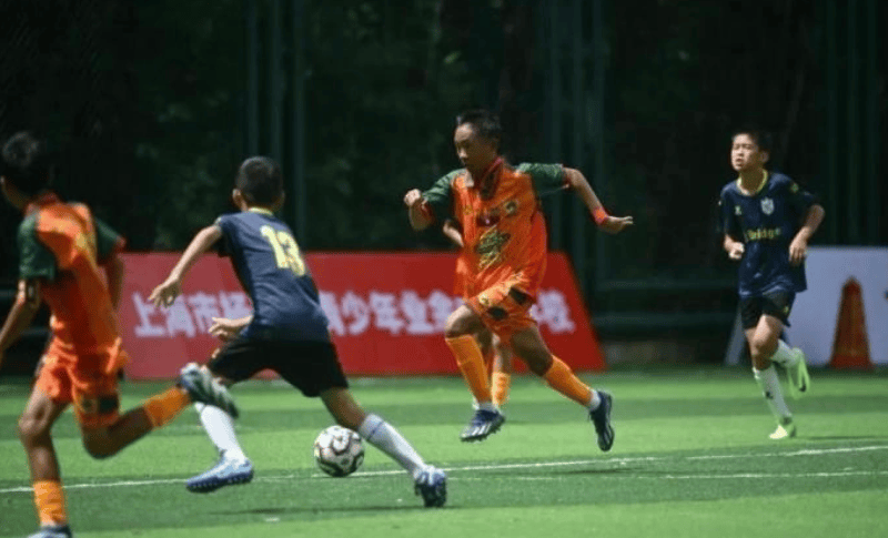 od体育投注-比赛中球队坚守阵地，抵挡对手攻势